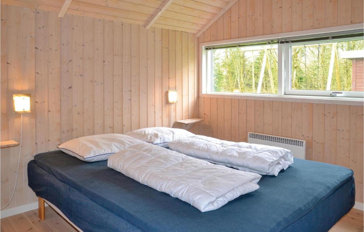 Awesome Home In Hovborg With Sauna Экстерьер фото